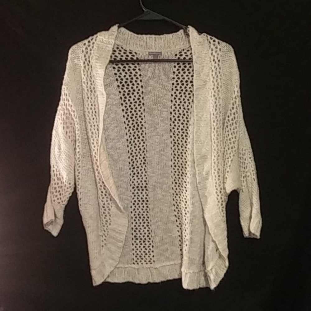 🌟Super Cute Cream Colored Cardi Charlotte Russe🌟